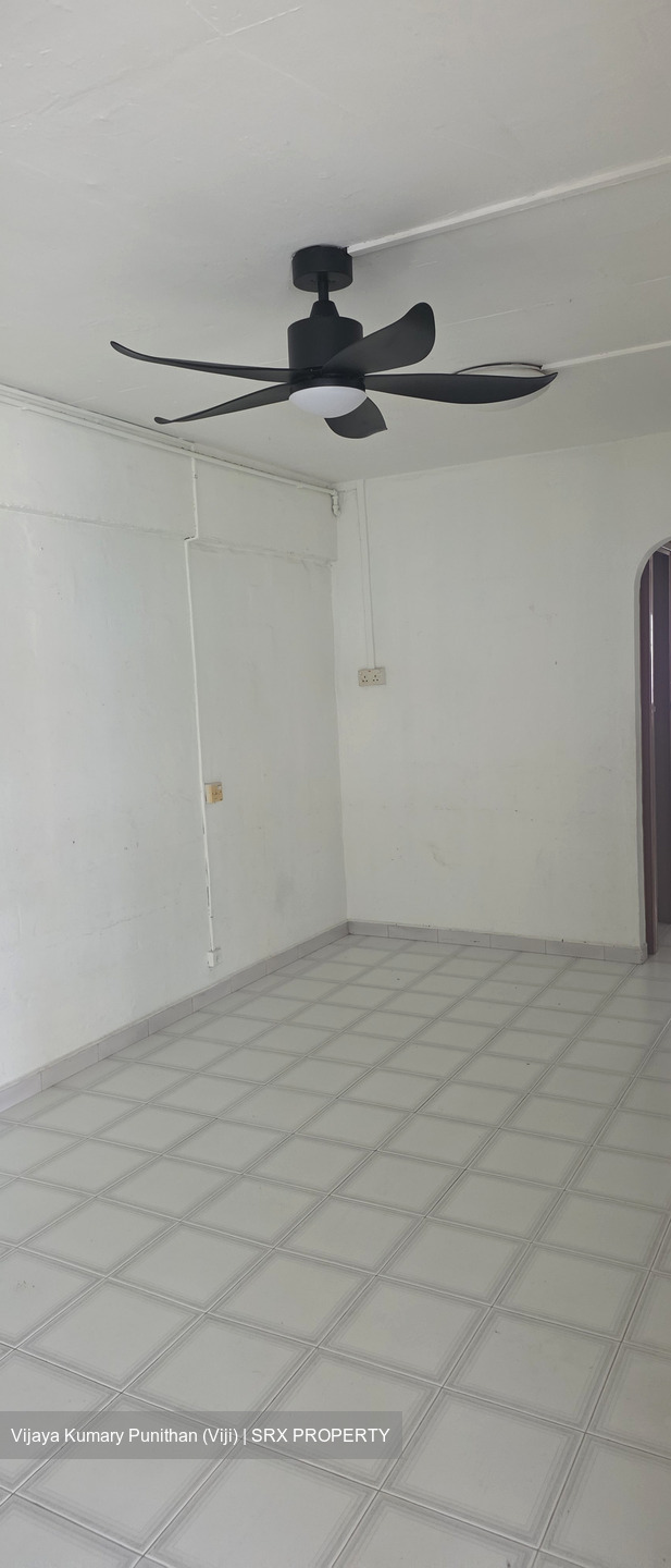 Blk 228 Bukit Batok Central (Bukit Batok), HDB 3 Rooms #585573741